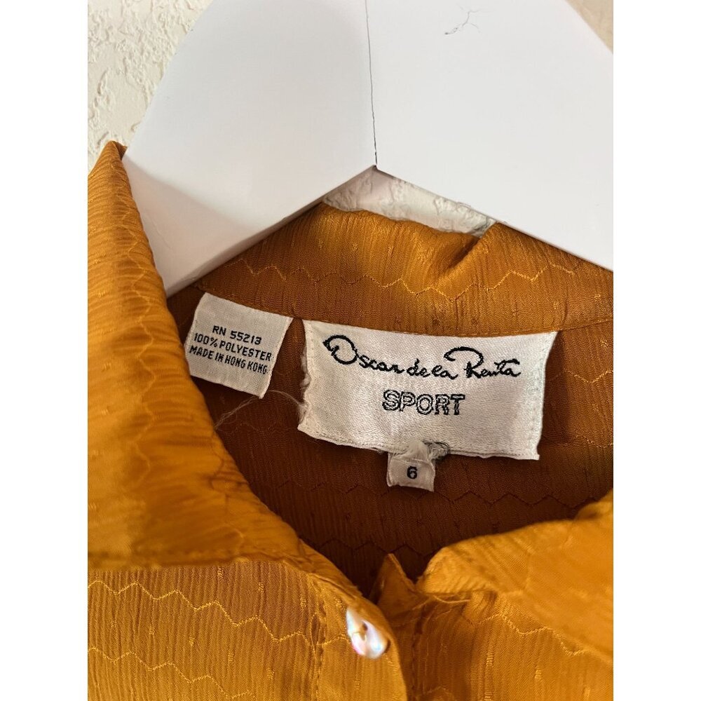 Oscar De La Renta Sport Mustard Button-Up Blouse Size 6 Textured Long Sleeve - Picture 2 of 7